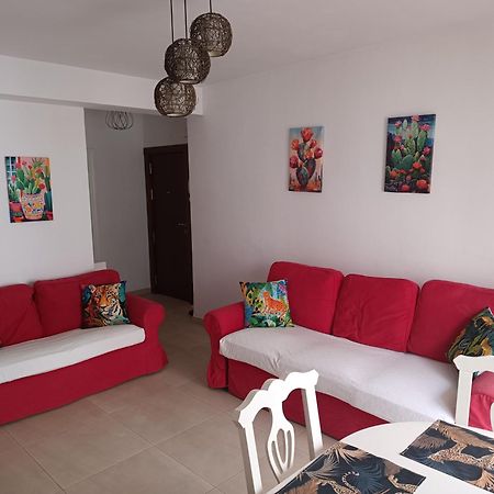 Apartamento Fantástico piso en el centro 2°linea de playa Estepona Exterior foto